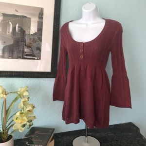 Small DKNY jeans scoop neck woman’s top